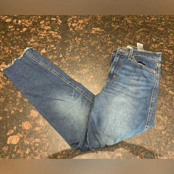 Levi Strauss Heritage High-Rise Jeans - Picture 3 of 4